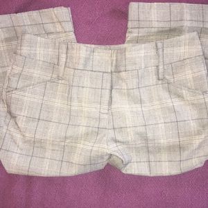 Star City size 9 Plaid Capris